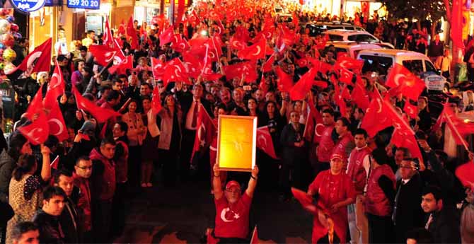 Balçovalılar'dan Muhteşem 29 Ekim Yürüyüşü