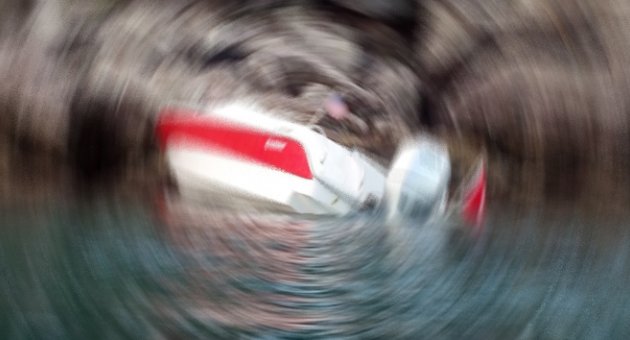 Balıkçı teknesi alabora oldu: 1 kayıp