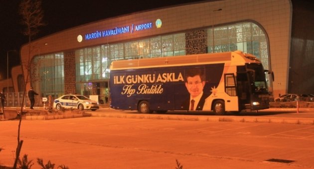 Başbakan davutoğlu Mardin’den ayrıldı