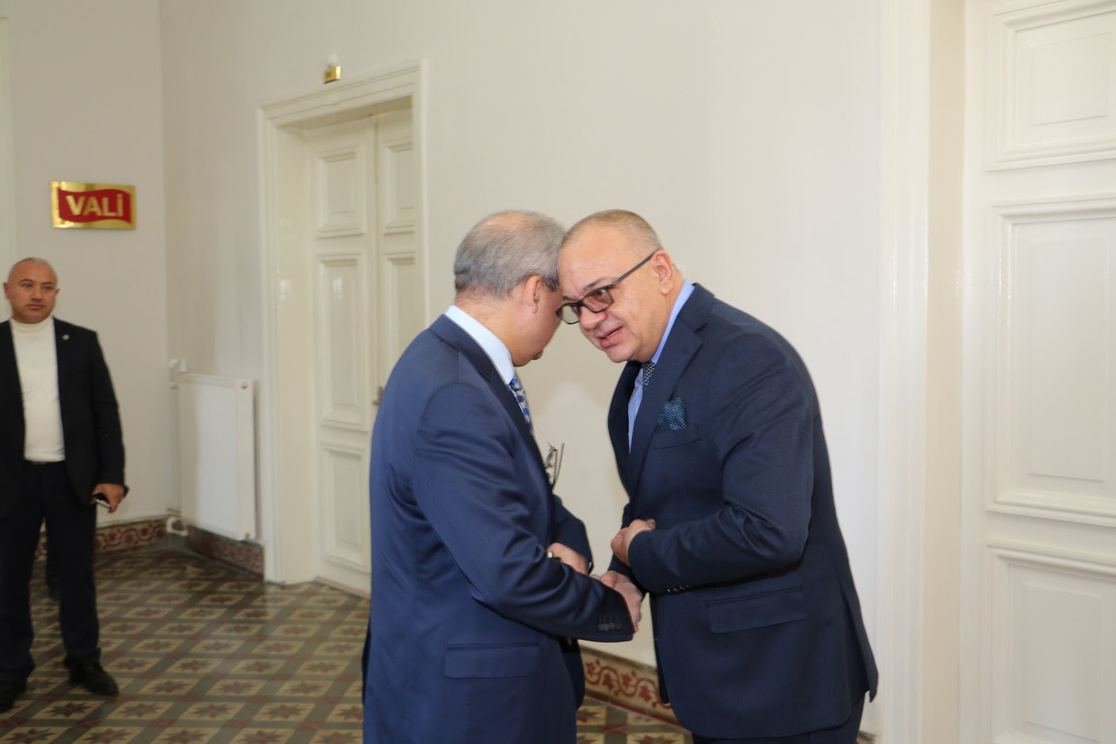 Başkan Ergün’den Vali Güvençer’e Taziye Ziyareti