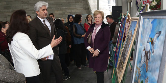 Başkan Hızlı, yağlı boya resim sergisini açtı
