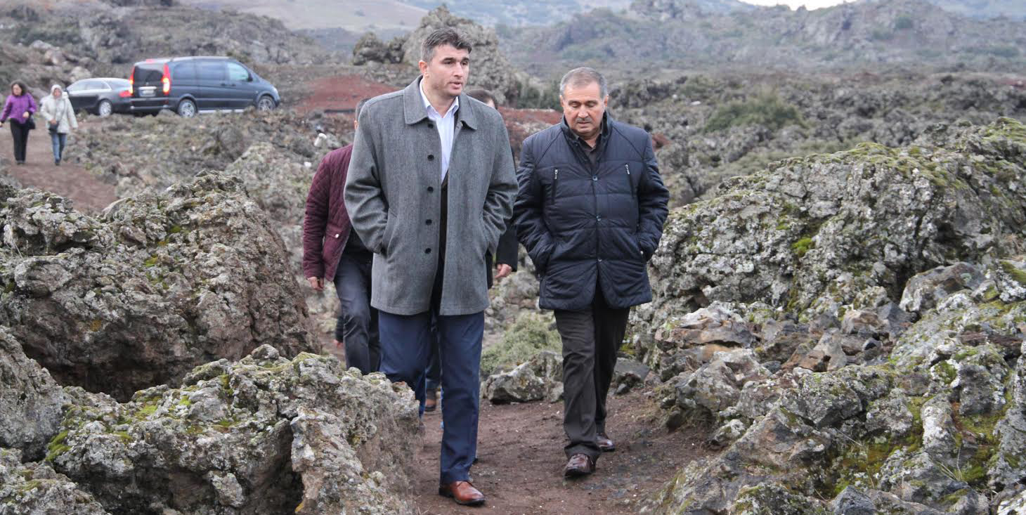 Başkan Tosun, Bigadiç Belediye Başkanı Avcu’yu Ağırladı