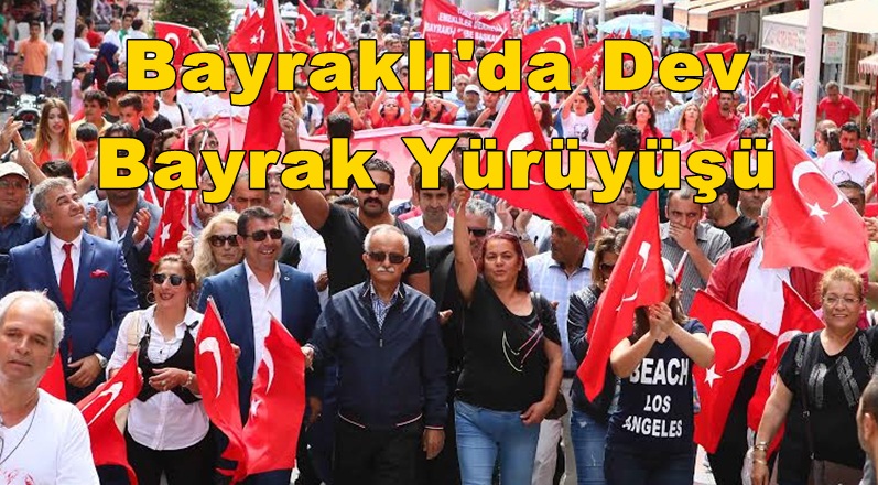Bayraklı'daki Yürüyüşe Binler Katıldı