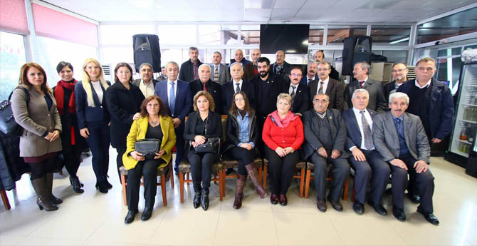 Bayraklı’da Muhtarlara Doğalgaz Toplantısı