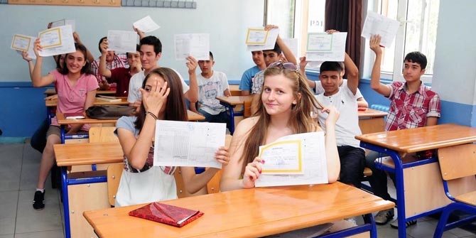 Beklenen açıklama geldi... Okullar ne zaman tatil oluyor?