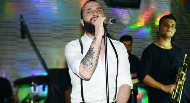 Berkay hasret giderdi