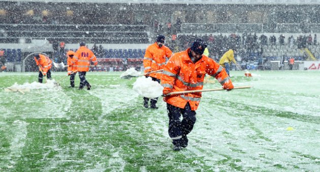 Beşiktaş maçına kar engeli