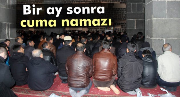 Bir ay sonra cuma namazı