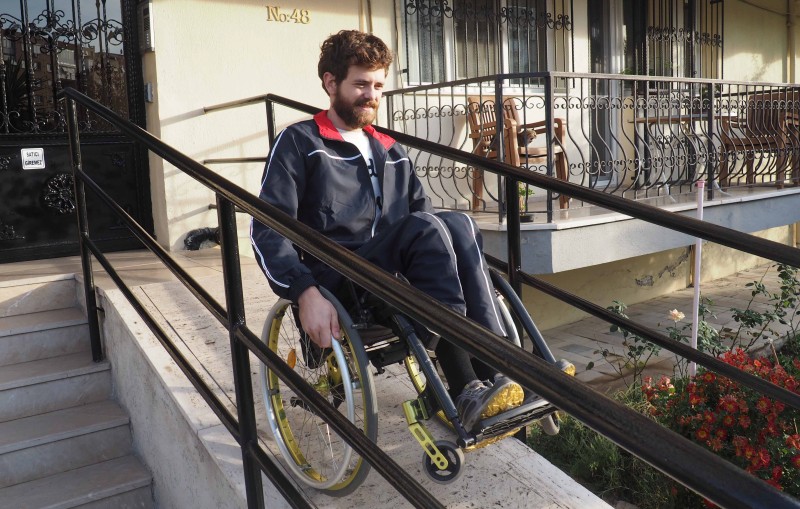 BİR HAYAT BİTTİ BİR HAYAT BAŞLADI