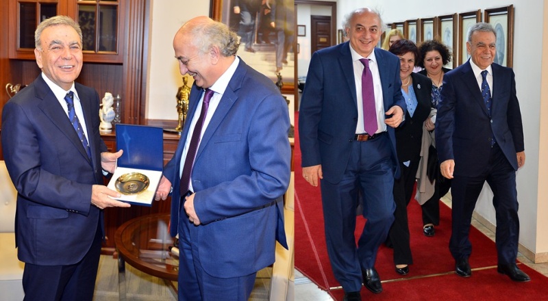 Bir selam, bir davet