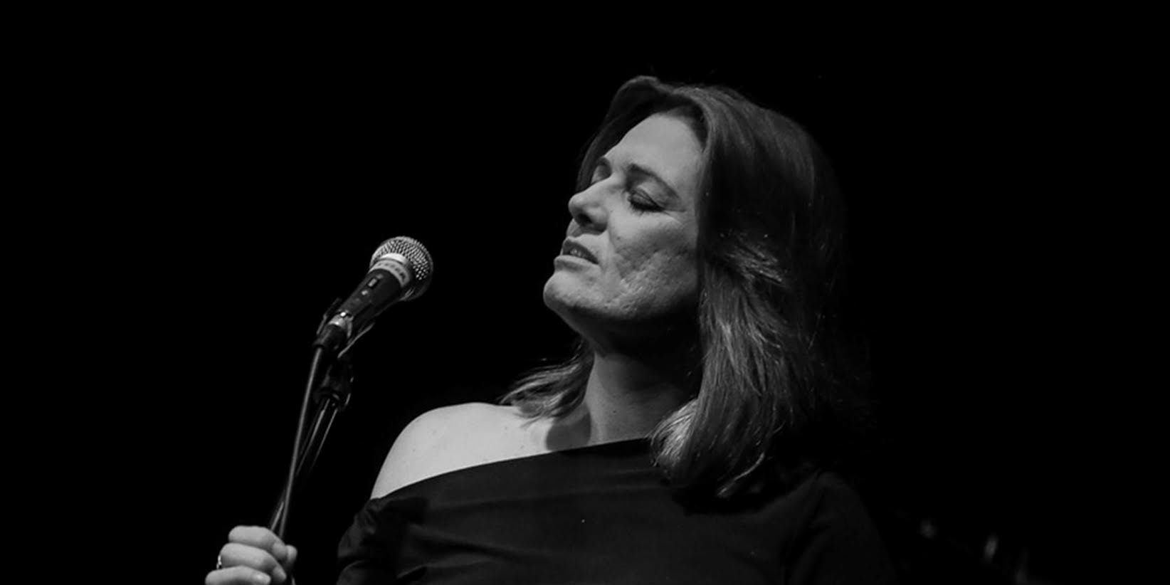 Birsen Tezer, Kadıköyde Sahne Alıyor