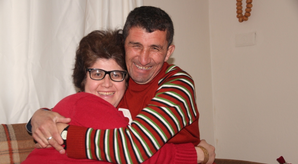 Bizim Ev’le muradlarına erdiler