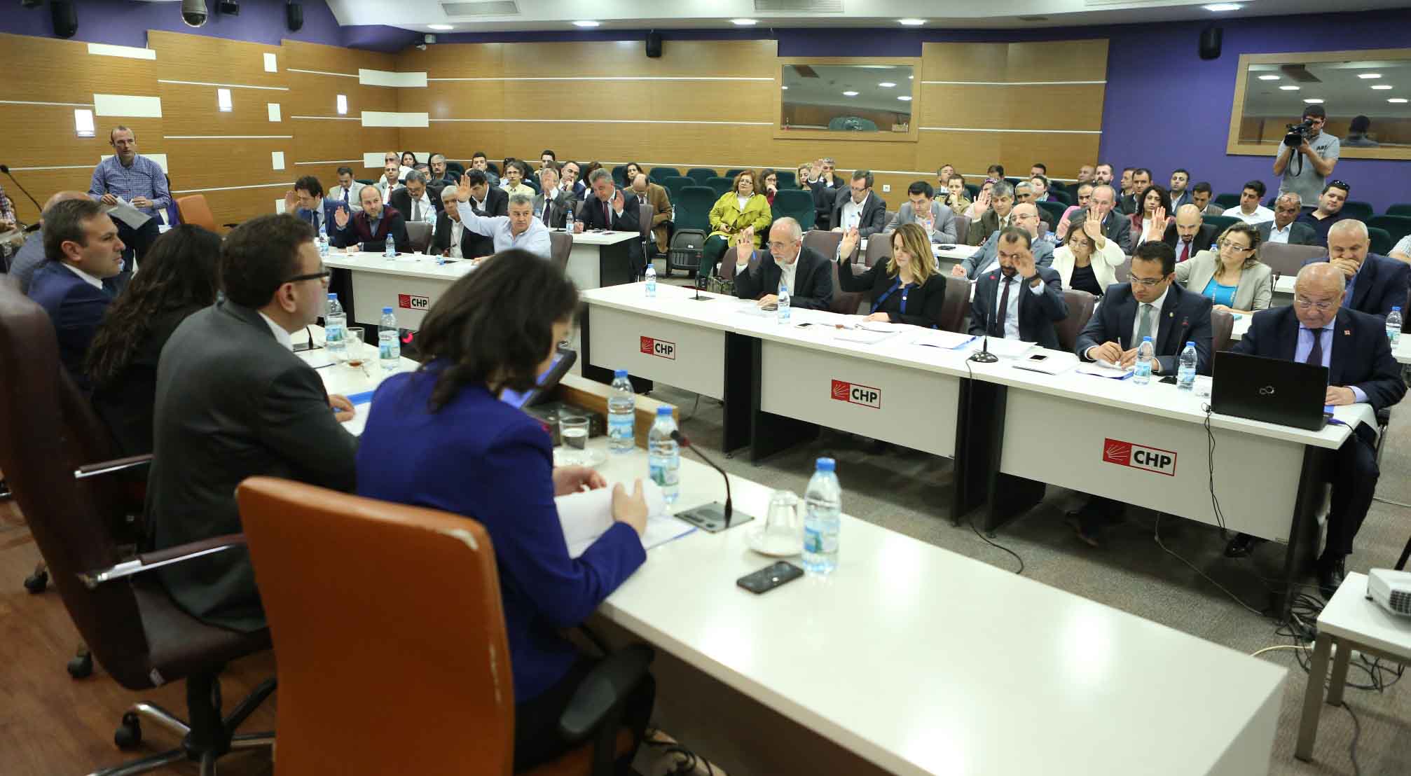 Bornova Belediyesi faaliyet raporu onaylandı