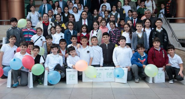 Bornova Belediyesi’ne başarı plaketi