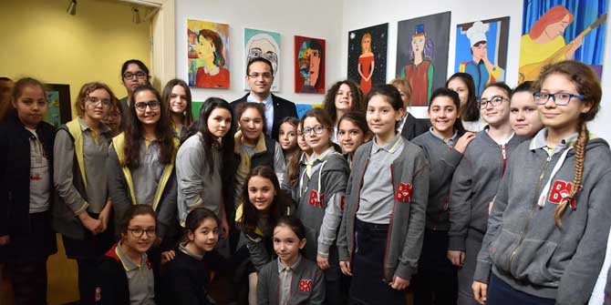 Bornova’da 8 Mart’a Özel İki Resim Sergisi