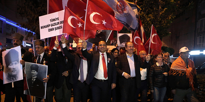 Bornova'da Cumhuriyet coşkusu