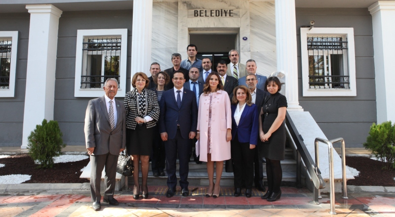 Bornova ile Azerbeycan arasında köprü kuruluyor