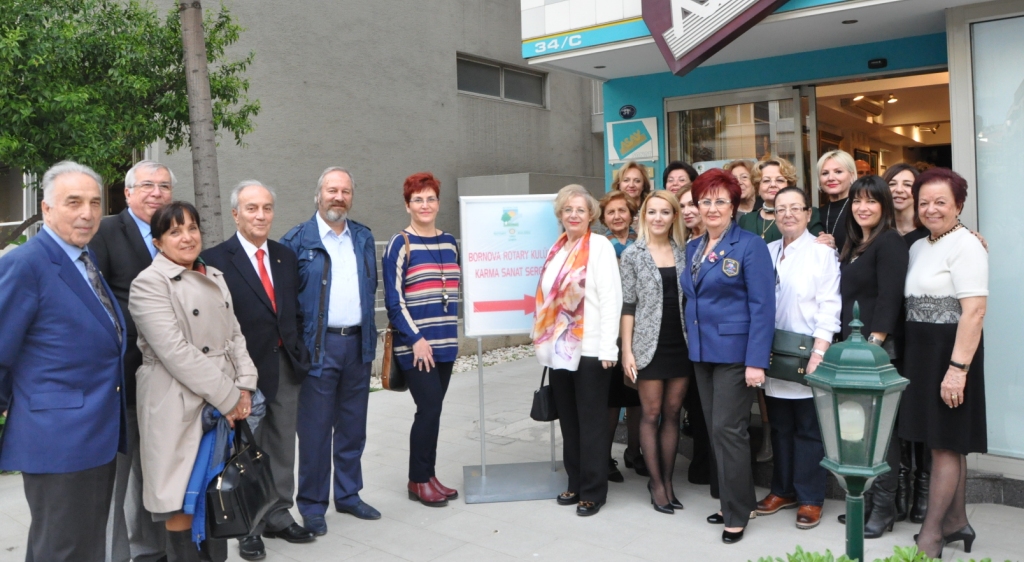 Bornova Rotary'den öğrencilere burs sağlayacak sergi