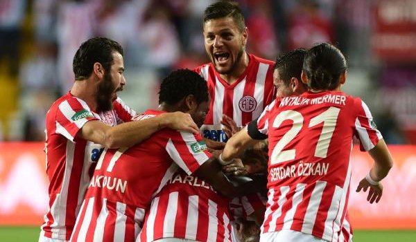 Böyle Skor Zor Görülür: Trabzonspor Antalya&#039;dan 7 Gol Yedi