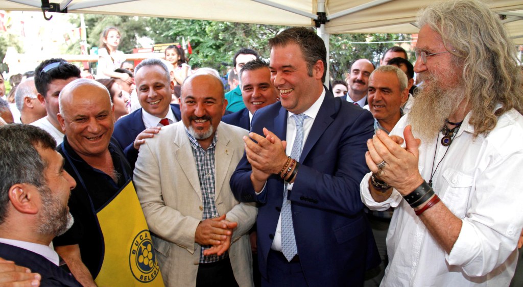 Bucalıların ses izleri bu meydanda anıta dönüşecek