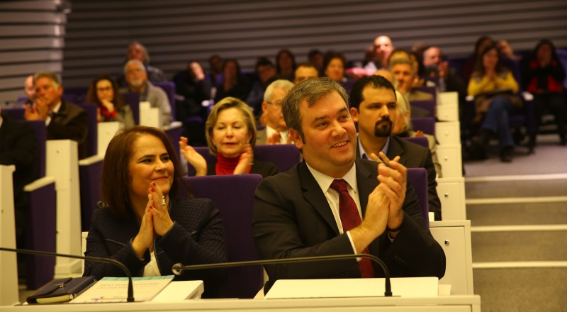 Bu salon Buca’ya çok yakıştı