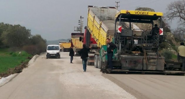 Büyükşehir’den Kırkağaç’ta Çalışmalarını Sürdürüyor