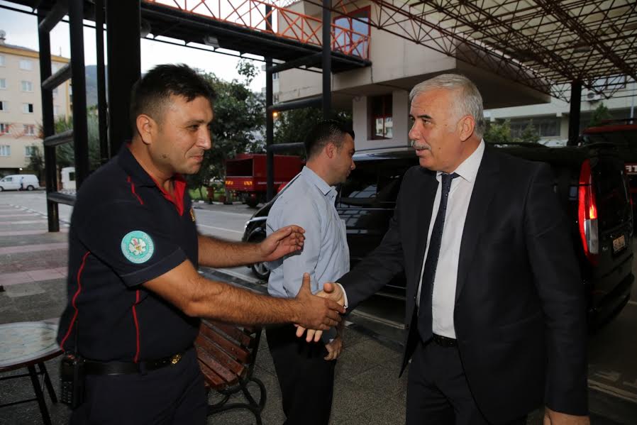 Büyükşehir’in Bayram Mesaisi Sürüyor