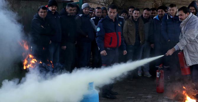 Büyükşehir Personeline Yangın Eğitimi 
