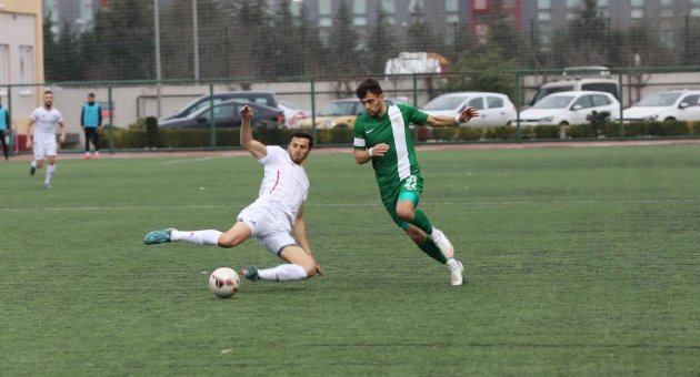 Büyükşehir Puanla Başladı 1-1