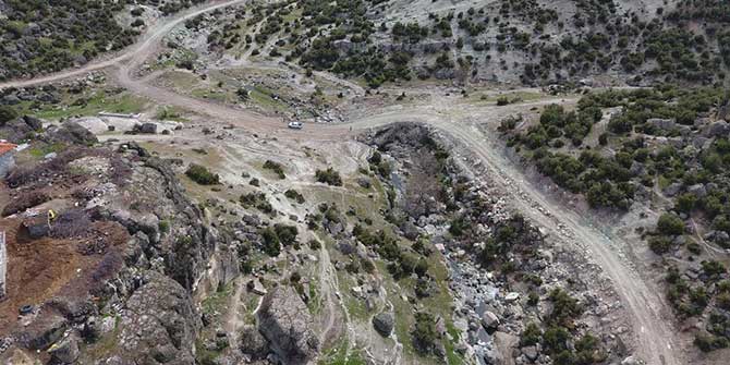 Büyükşehir Yapılamaz Denilen Yolu Yapıyor