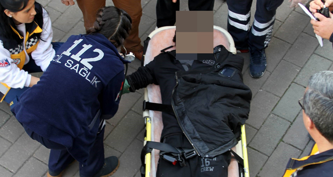 Cami avlusunda bonzai içen genç komaya girdi