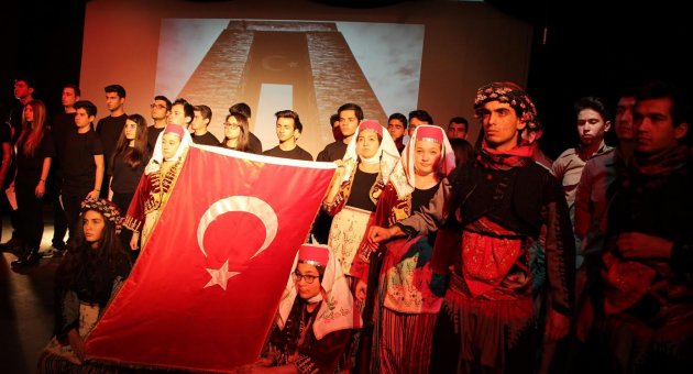 ÇANAKKALE ŞEHİTLERİ KUŞADASI’NDA ANILDI