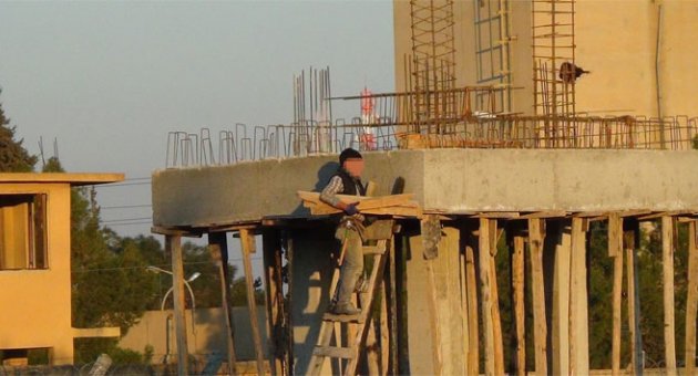 Ceylanpınar - Suriye sınırına duvar örülüyor