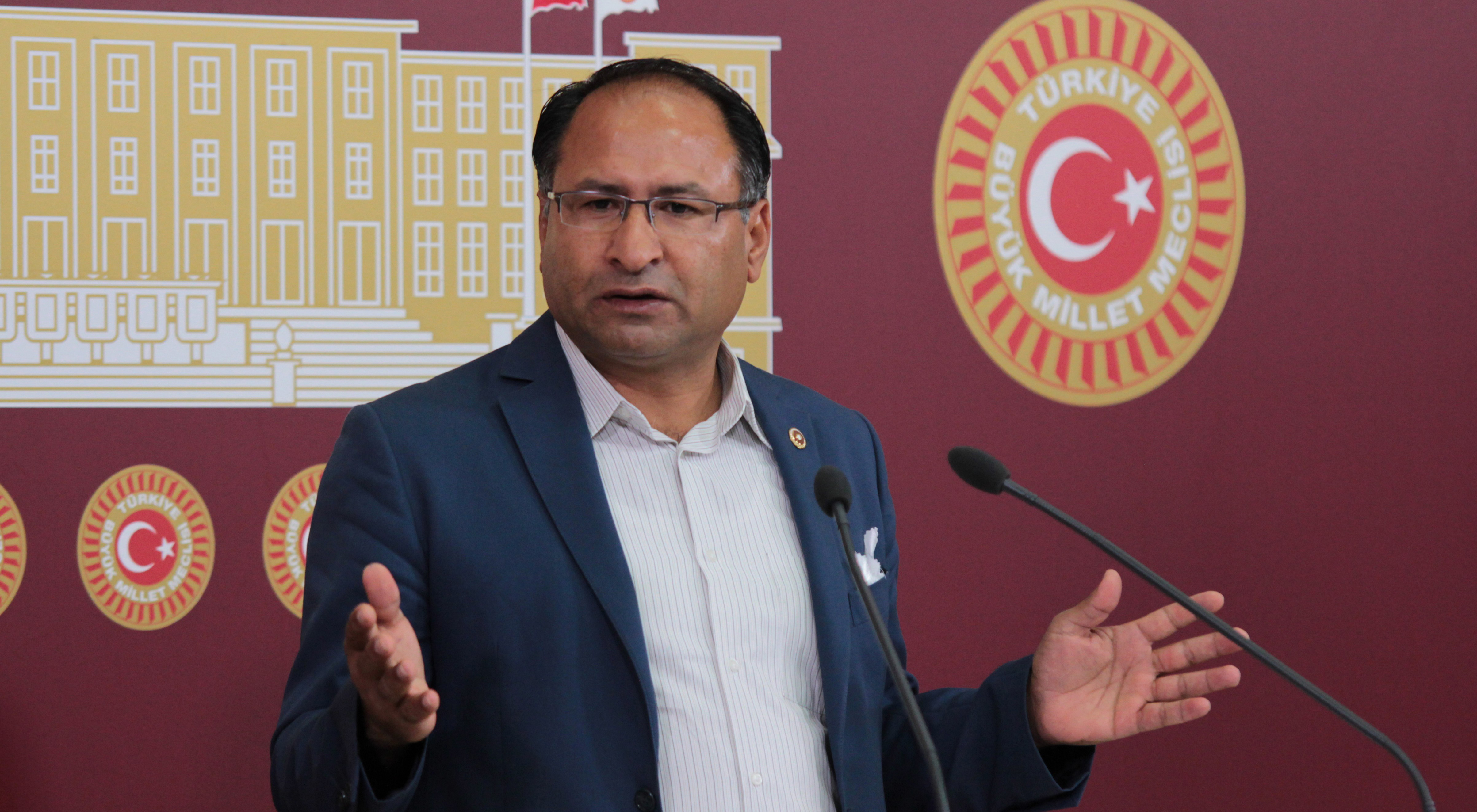 CHP'li Purçu'dan Davutoğlu'na soru önergesi