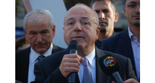 CHP Bornava’da ilk aday Nevzat Kavalar