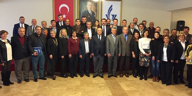 CHP İzmir, Güzelbahçe'de toplandı