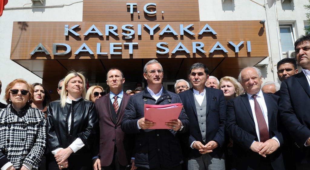 CHP Karşıyaka’dan hükümete suç duyurusu
