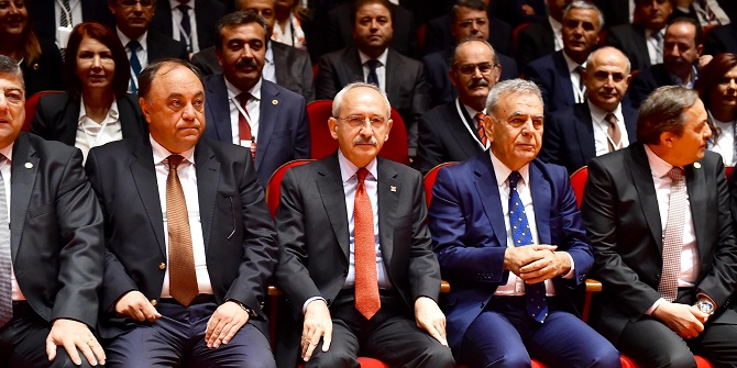 CHP&#039;li 215 belediye başkanı İzmir&#039;de toplandı