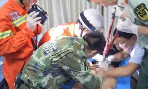 Cinsel Organına Taktığı Yüzük Hayatını Karartıyordu