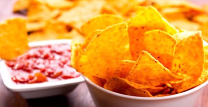 Cips ve Tuzlu Kraker Kansere mi Yol Açıyor?
