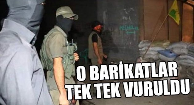 Cizre'de tanklar, bomba tuzaklı barikatları vuruyor