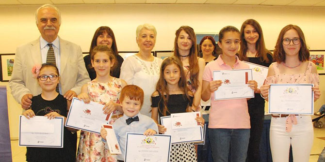 Çocuklar mutluluğun resmini yaptı