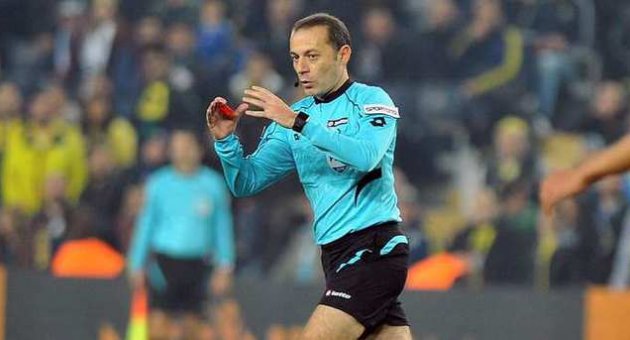 Cüneyt Çakır Euro 2016'da