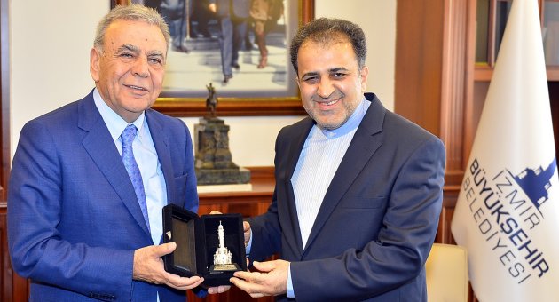 D8’e ''İzmir mesajı''