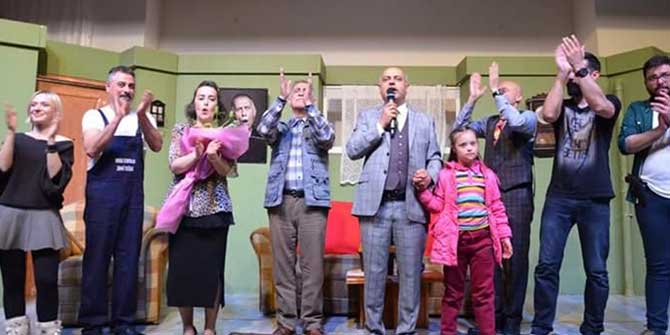 Demirci ‘Şimdi Ne Olacak’ İle Güldü