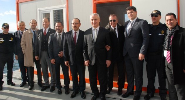 DENİZ POLİSİNE KONTEYNER OFİS