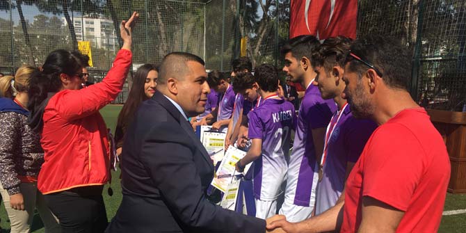 DERECEYE GİREN ÖĞRENCİLERE ÖDÜLERİ VERİLDİ