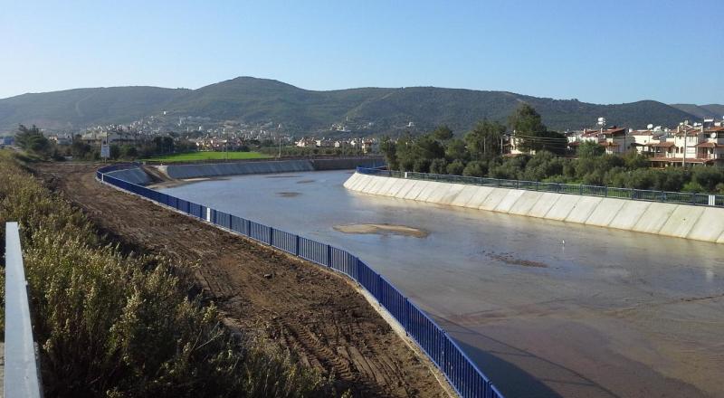 Derelere 7.7 milyon liralık güvenlik şeridi