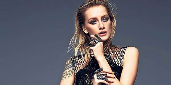 Didem Soydan Tuvaletten Fotoğraf Paylaştı