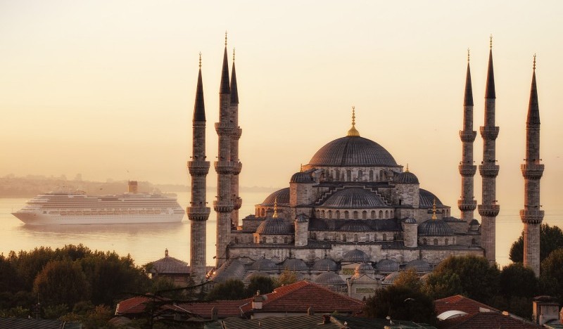 Diyanet&#039;ten flaş karar... Ezana kısıtlama getirildi